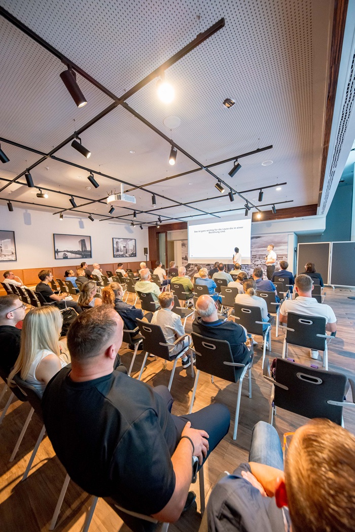 Trading.de Event live im großen Raum